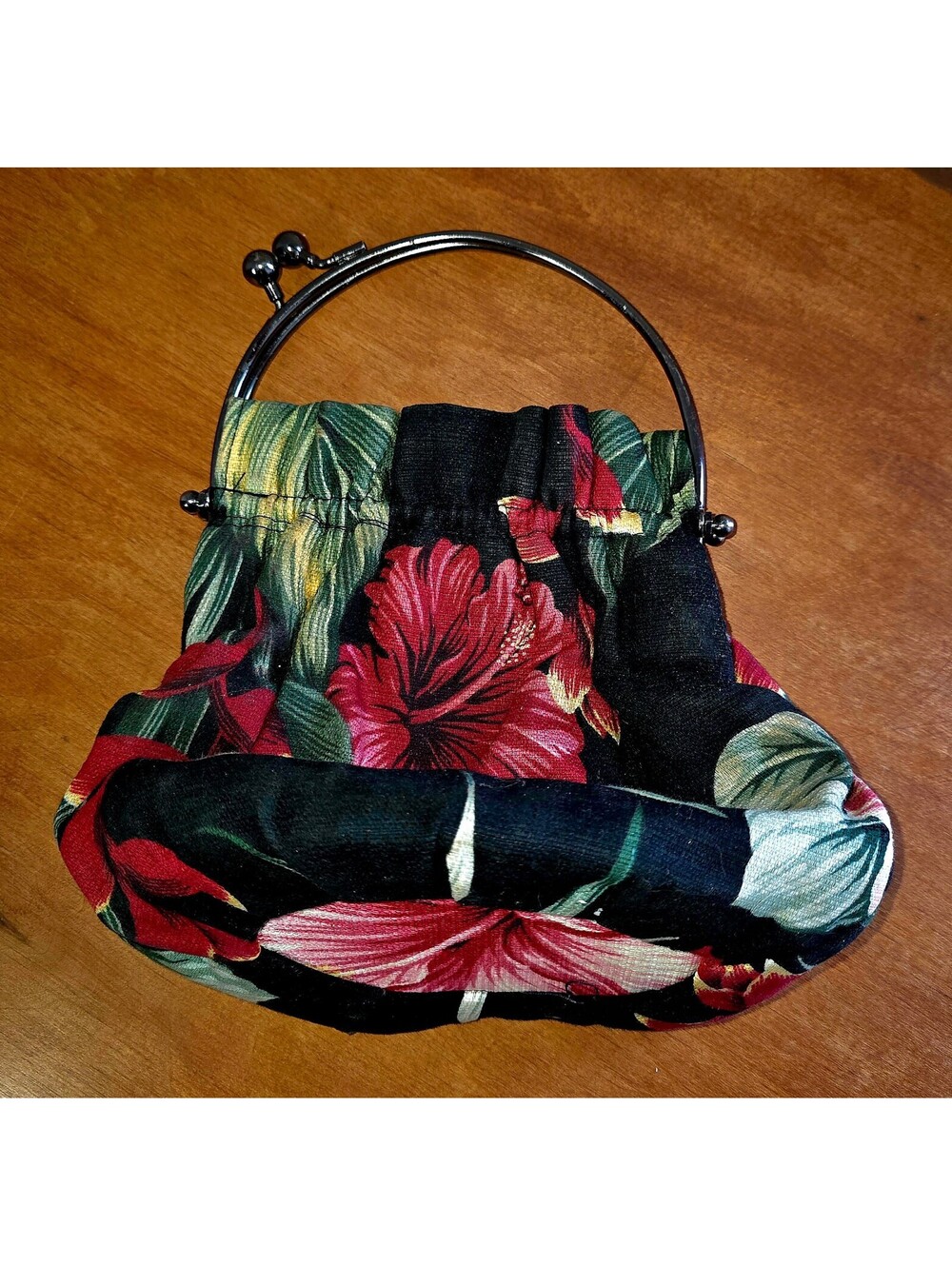 Vintage Hawaiin purse collectors souvenir
